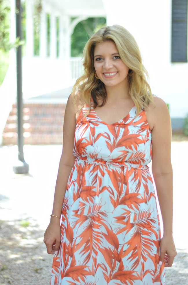 summer style - palm print maxi dress | www.fizzandfrosting.com